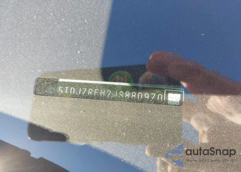 2018 Toyota Highlander Xle z USA, uszkodzony, nr VIN 5TDJZRFH2JS880970